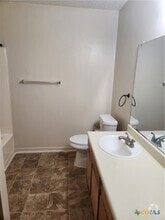 Building Photo - 812 Ticonderoga Dr