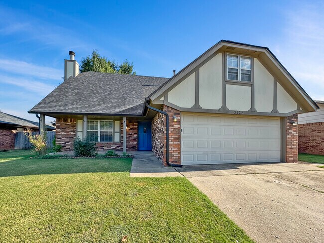 Foto del edificio - 2422 Ripple Creek Ln