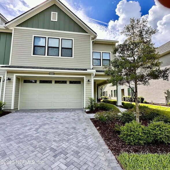 Foto principal - 10089 Filament Blvd