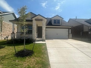 Building Photo - 453 Alamito Ave
