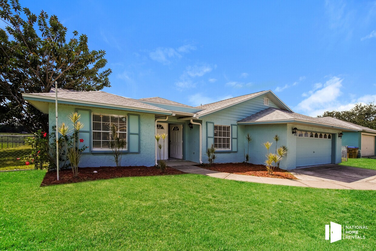 1081 Gary Dr, Saint Cloud, FL 34772 House Rental in Saint Cloud, FL