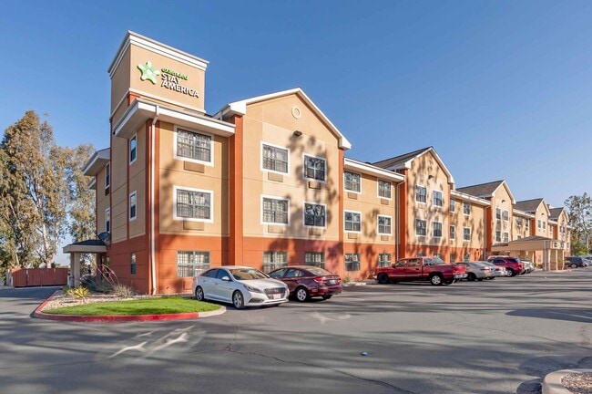 Building Photo - Furnished Studio-Orange County - Lake Forest