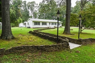 Building Photo - 1522 Sappington Dr