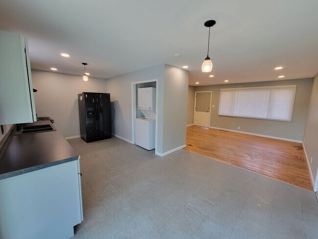 Foto del edificio - 3 bed, 1 bath, Close to South Bend Airport