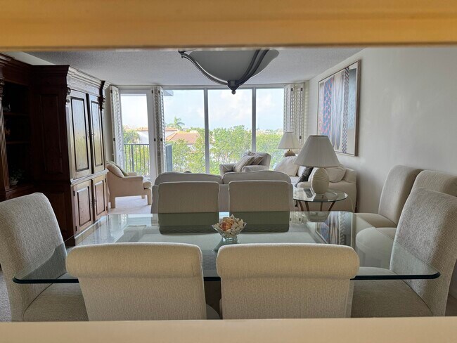 Foto del edificio - 4750 S Ocean Blvd