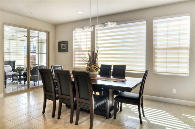 Building Photo - 113 Briar Rose
