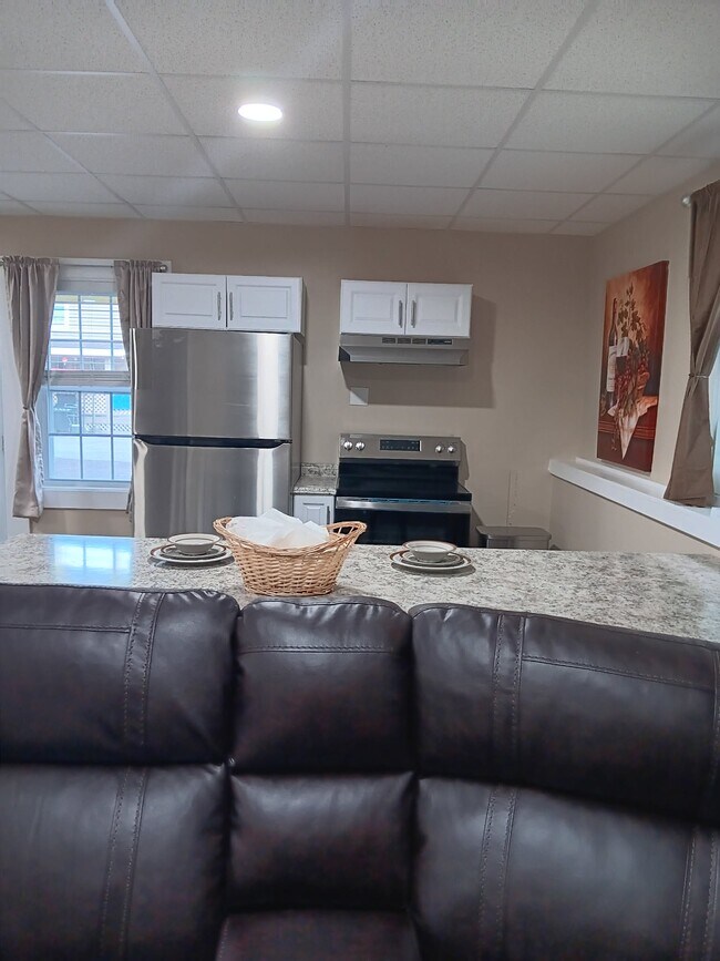 Foto del edificio - 135 Poland Rd