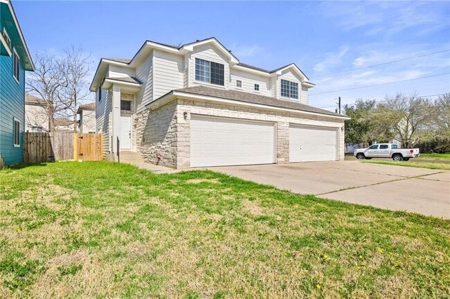 Building Photo - 1700 Constantino Cir