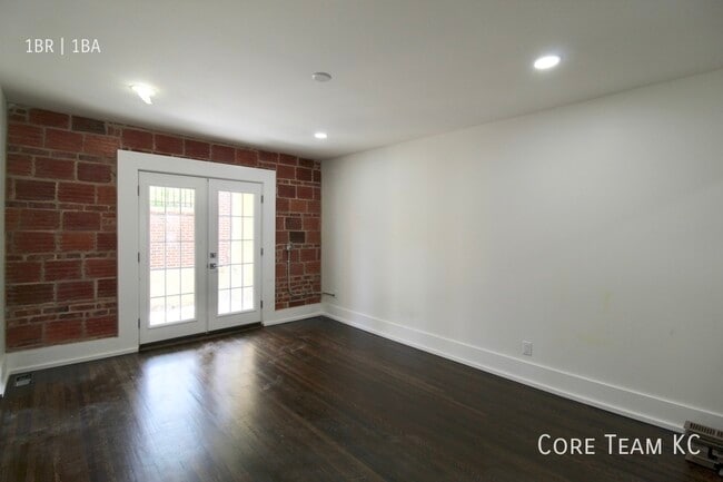 Building Photo - 4314 Mercier St