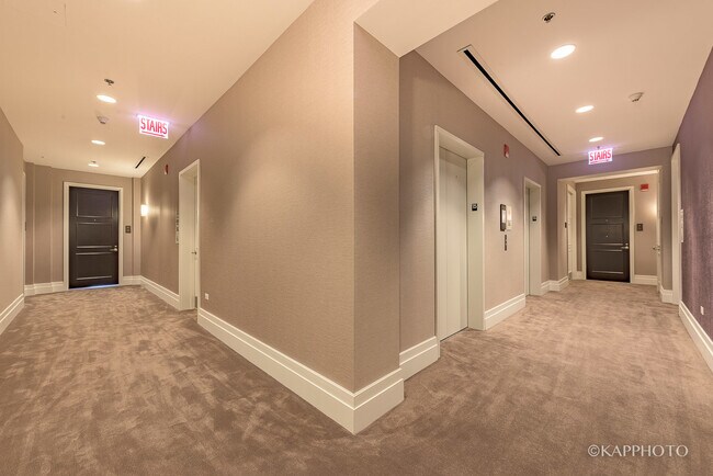 Foto del edificio - 118 E Erie St