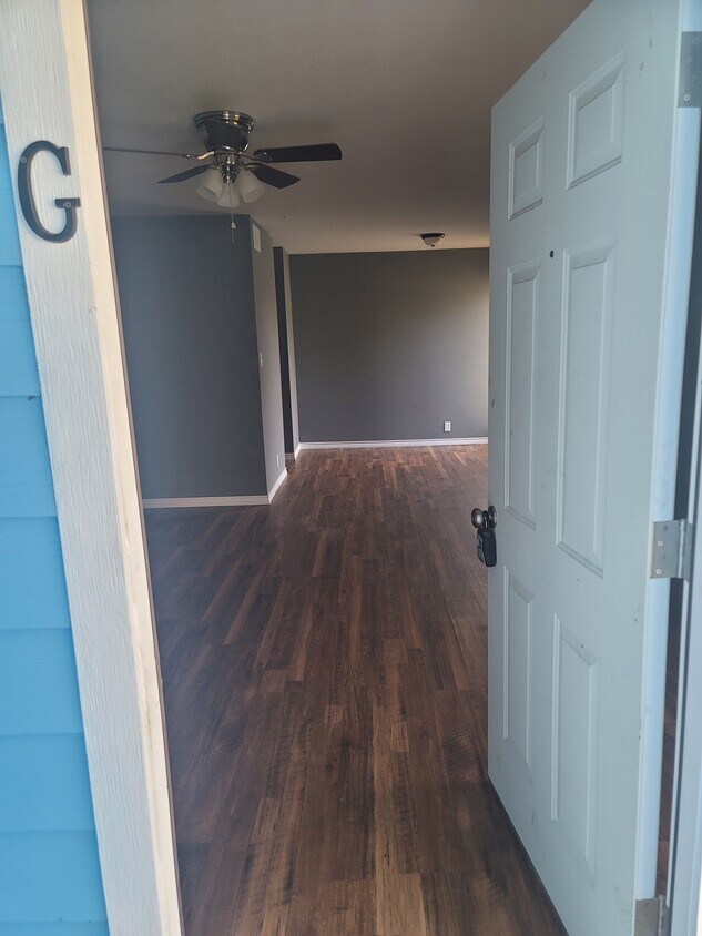 527 E Caney St, Wharton, TX 77488 527 E Caney St Wharton, TX