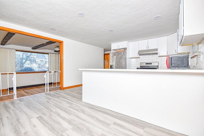 Foto del edificio - 43 Miller Ave