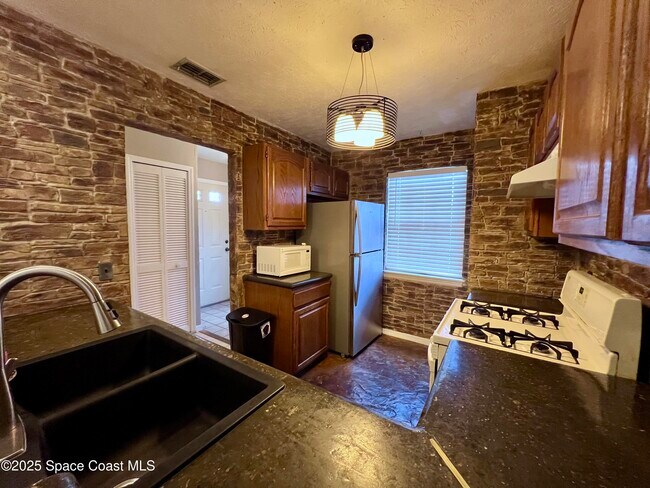 Foto del edificio - 2326 Talmadge Dr