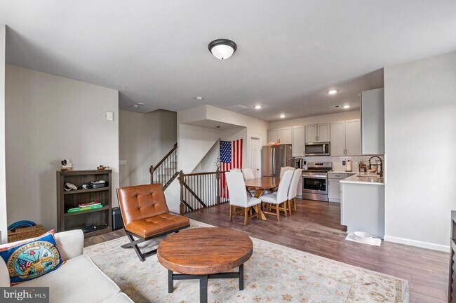 Building Photo - 3070 Goshen Dr