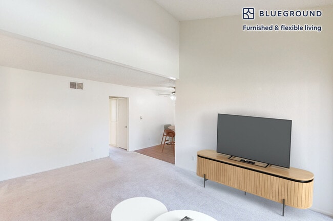 Building Photo - 325 S San Dimas Canyon Rd