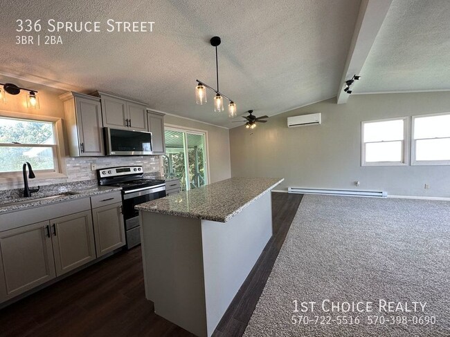Building Photo - Beautiful remodeled house for rent!
