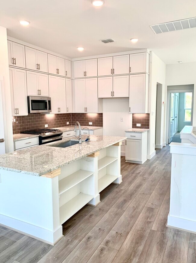 Foto del edificio - 8851 Oakland Rd