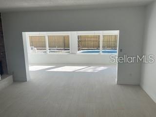 Foto del edificio - 2318 Valley Dr