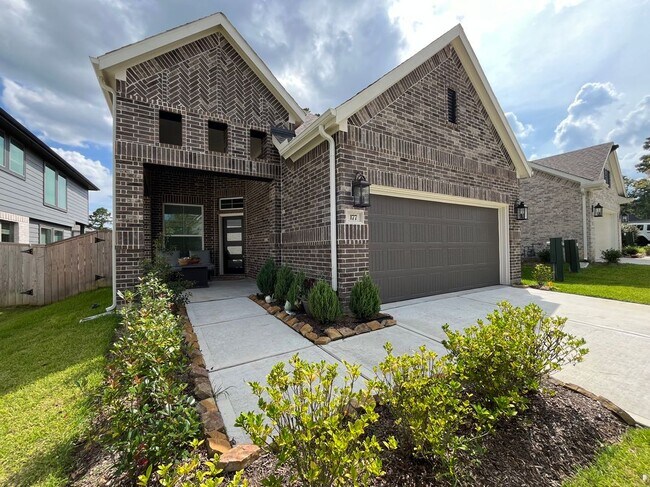 Building Photo - 177 Hidden Peak Dr