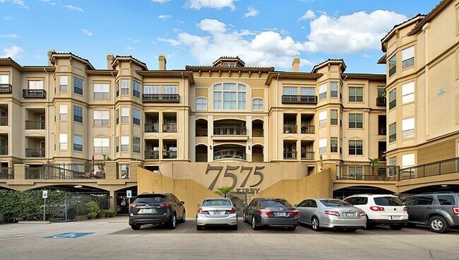 Foto del edificio - 7575 Kirby Dr