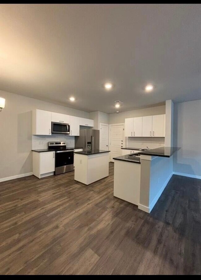 Foto del edificio - 628 Blackland Dr