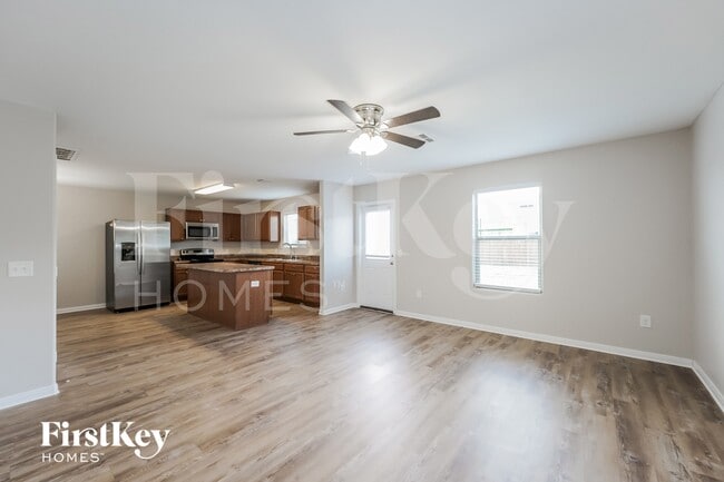 Building Photo - 9923 Sanders Rose Lane