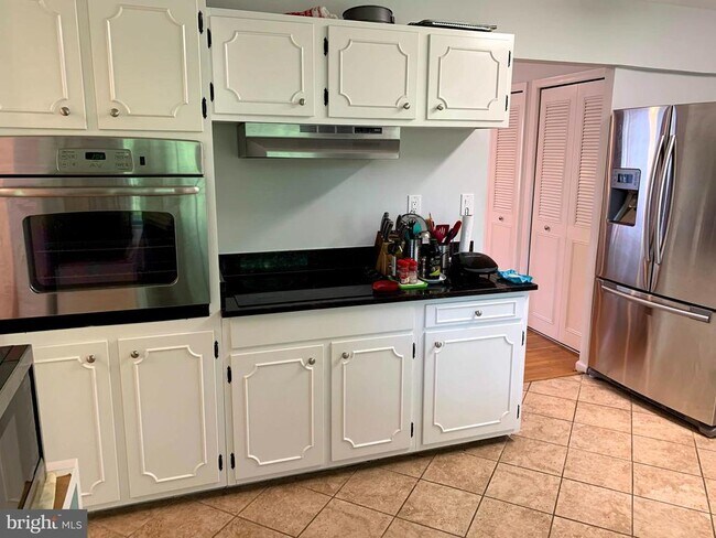 Foto del edificio - 6624 Sulky Ln