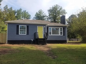 Building Photo - 160 Anderson Dr