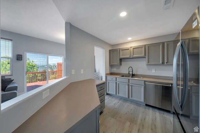 Building Photo - 175 E Wayfield Dr