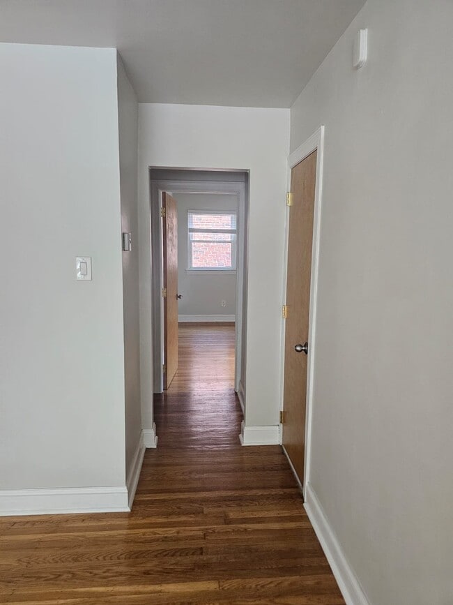 Photo - 31 St Albans Ave (Newtown Square, PA) Apartment