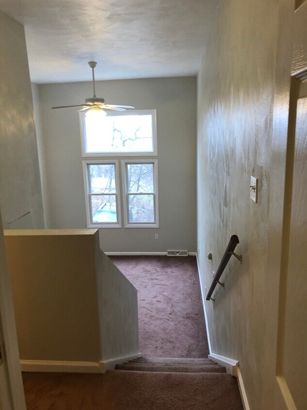 447 Kaercher St Unit 3, Pittsburgh, PA 15207 Apartments in Pittsburgh