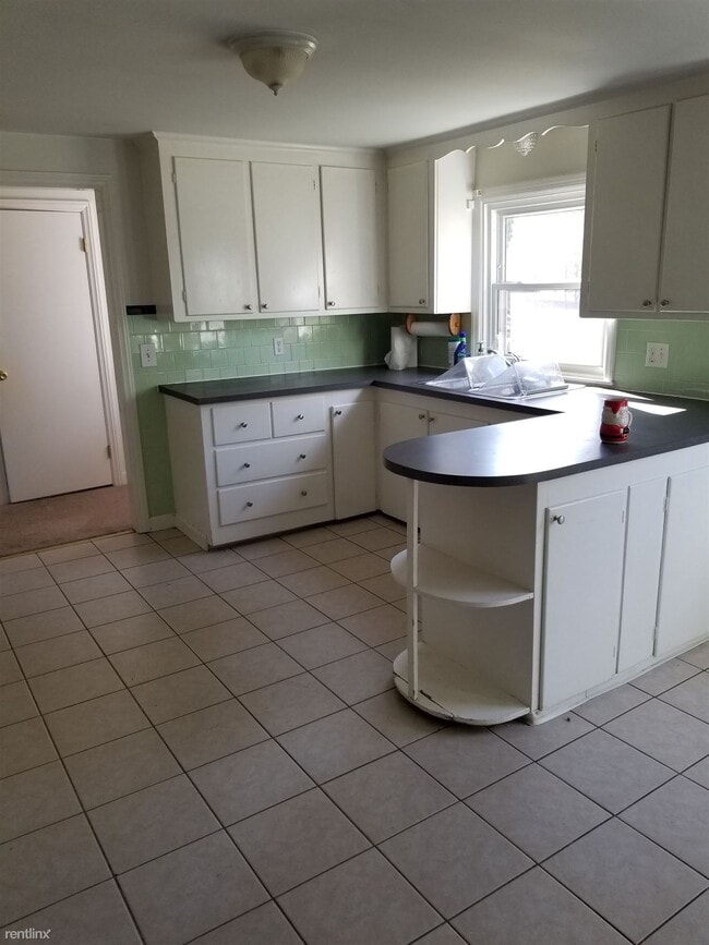 Building Photo - 3 br, 1.5 bath House - 26 Middle Hwy