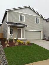 Building Photo - 1113 16th Dr