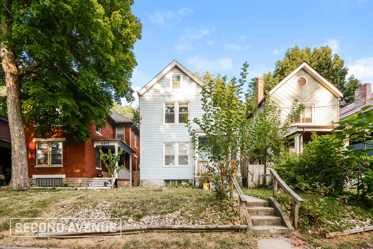 Primary Photo - 4810 Oak St