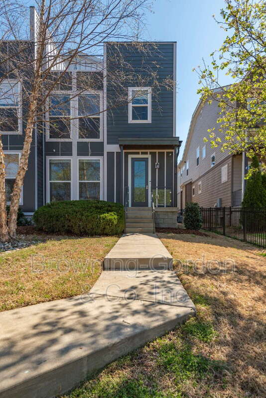 Primary Photo - 1426 15th Ave S