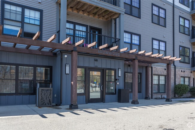 Building Photo - The Fairmount North Shore