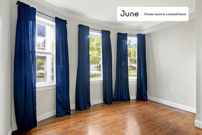 Building Photo - Room in Shared 4 bed/1.5 bath home in Brighton