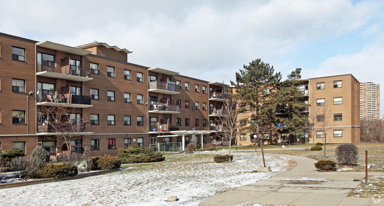 Photo du bâtiment - Parkridge Apartments