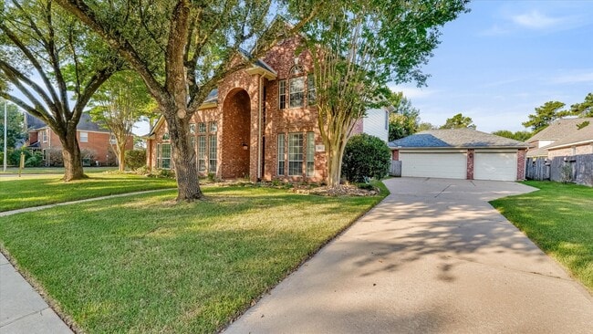 Foto del edificio - 15603 Twisting Springs Dr