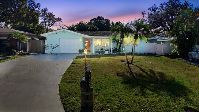 Foto del edificio - 2039 Pine Ridge Dr