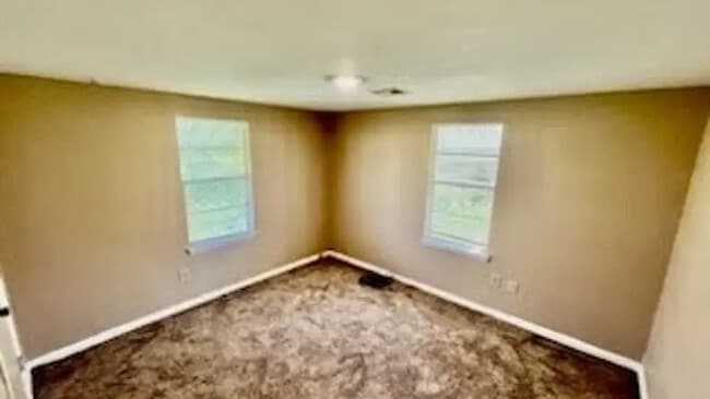 Building Photo - 420 N Mayfair Way