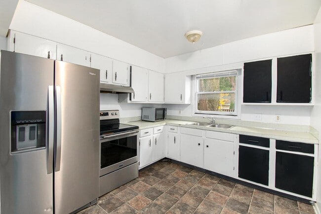 Building Photo - 2301 S Martin Luther King Jr Blvd