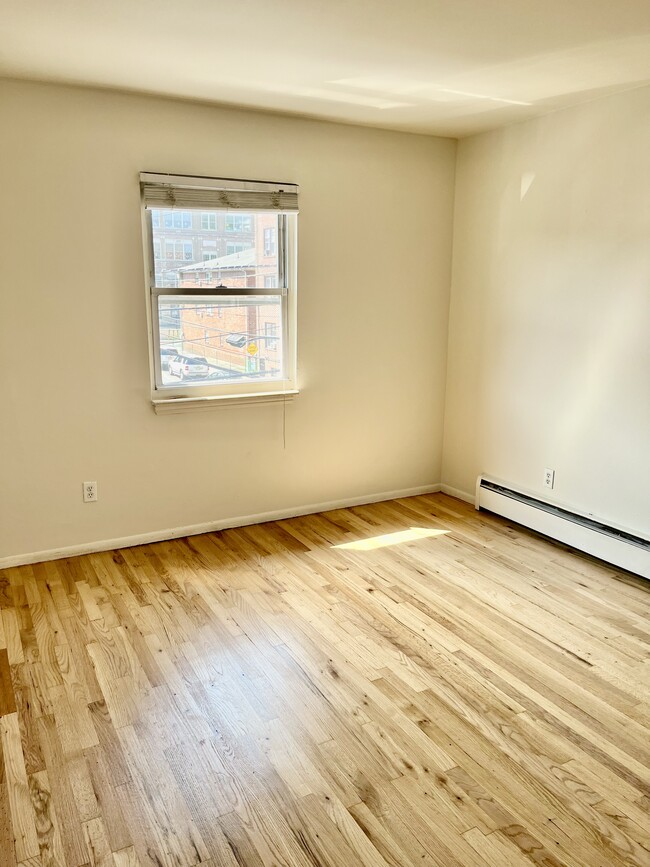 376 Henry St, Fairview, NJ 07022 Apartments in Fairview, NJ