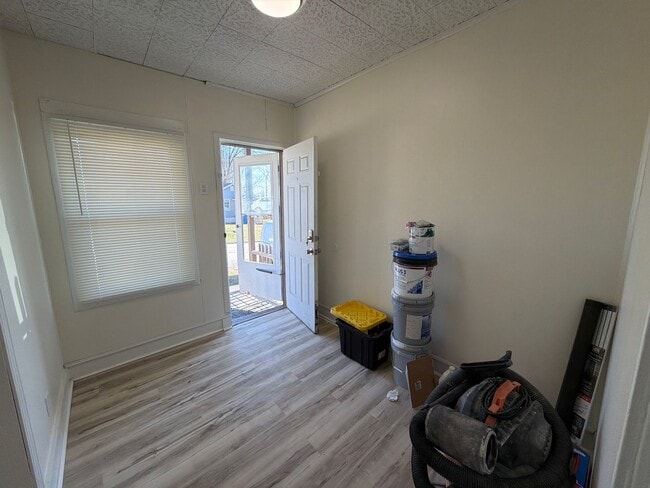 Foto del edificio - 5439 Hodiamont:STL-050