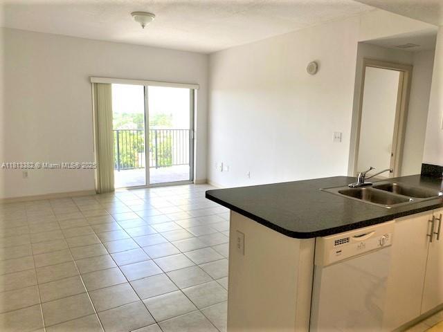 Foto del edificio - 3410 Coral Wy