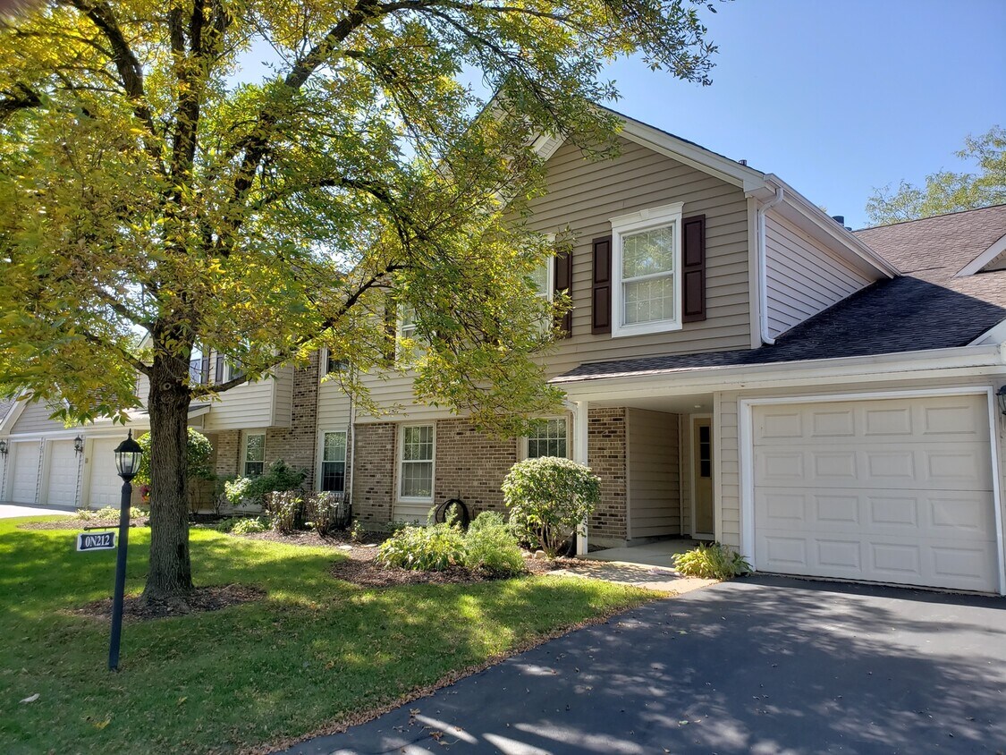 Primary Photo - 0N212 Windermere Rd