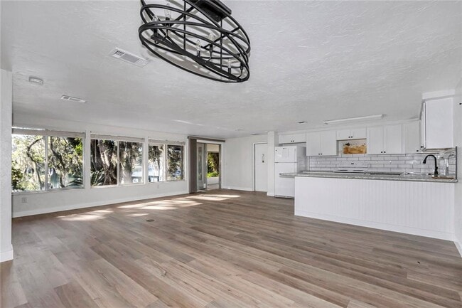 Foto del edificio - 11440 E Blue Cove Dr