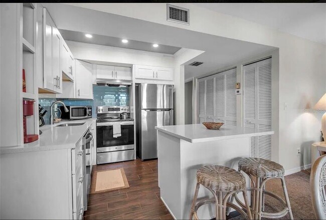 Foto del edificio - 5420 Swift Rd