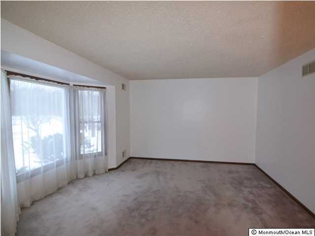 Foto del edificio - 64 Harbor Rd