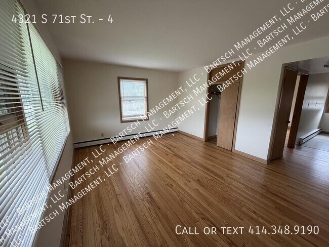 Foto del edificio - 4321 S 71st St
